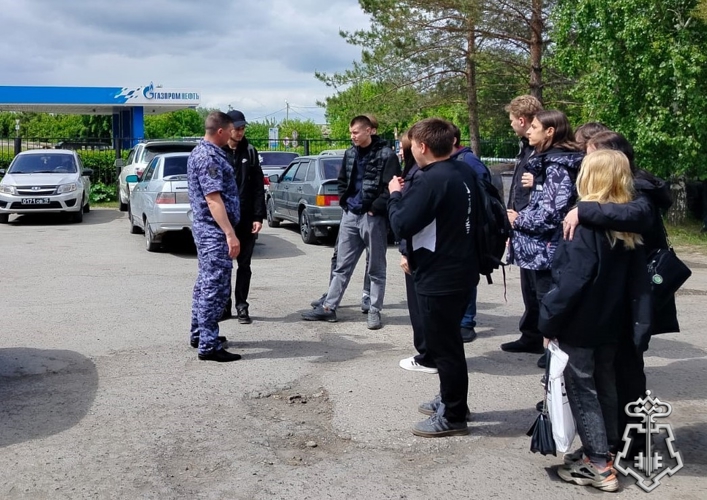 В Куйбышеве сотрудники вневедомственной охраны Росгвардии провели для студентов день открытых дверей