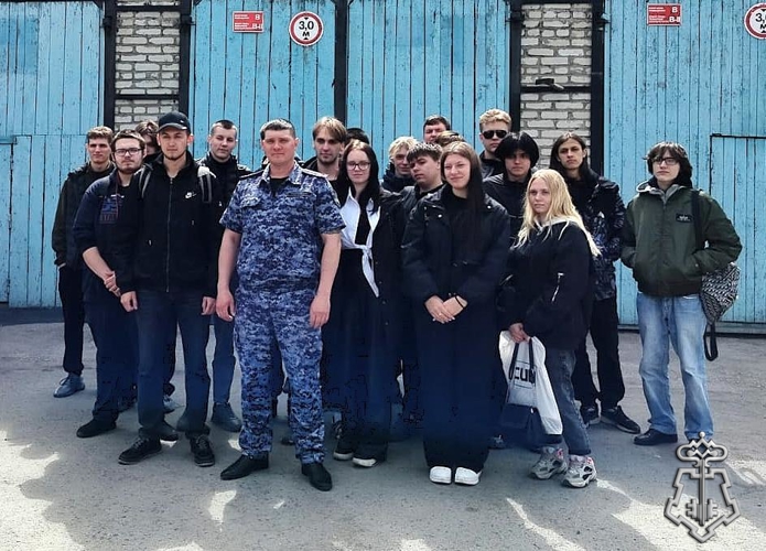 В Куйбышеве сотрудники вневедомственной охраны Росгвардии провели для студентов день открытых дверей
