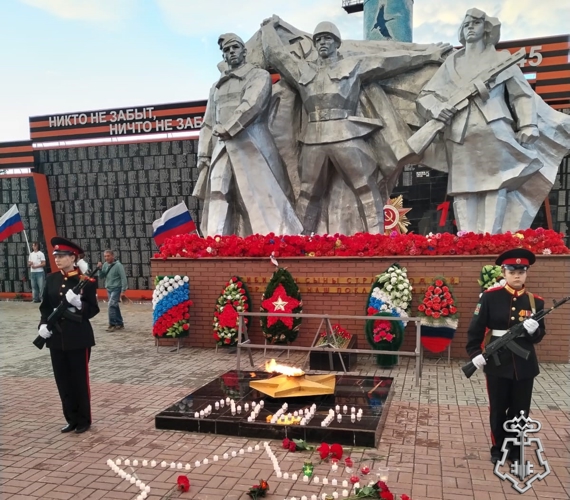 Сотрудники вневедомственной охраны Росгвардии приняли участие в мероприятиях, посвященных Дню памяти и скорби