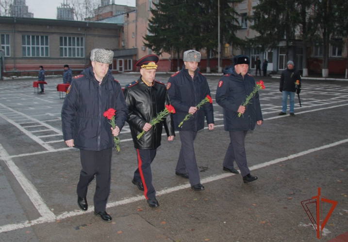 В Новосибирской области состоялись мероприятия, посвященные Дню образования подразделений вневедомственной охраны Росгвардии