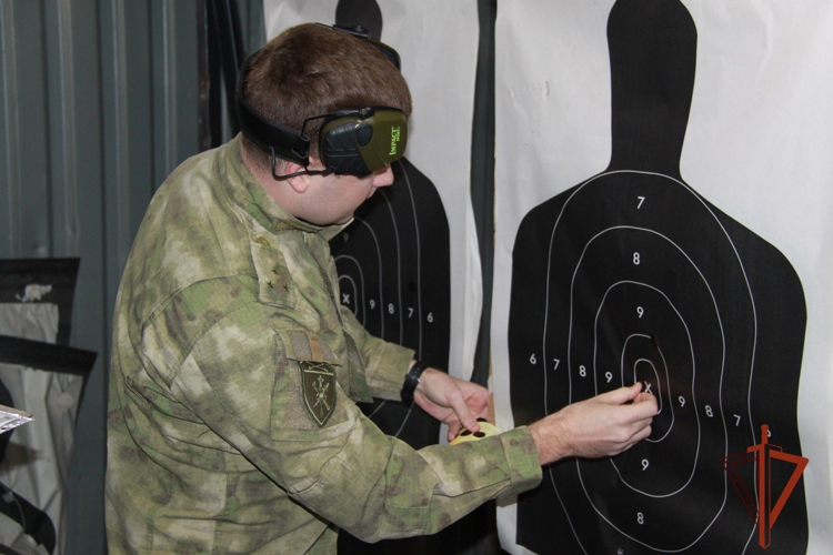 В Новосибирске состоялся чемпионат по служебному двоеборью среди сотрудников регионального управления Росгвардии