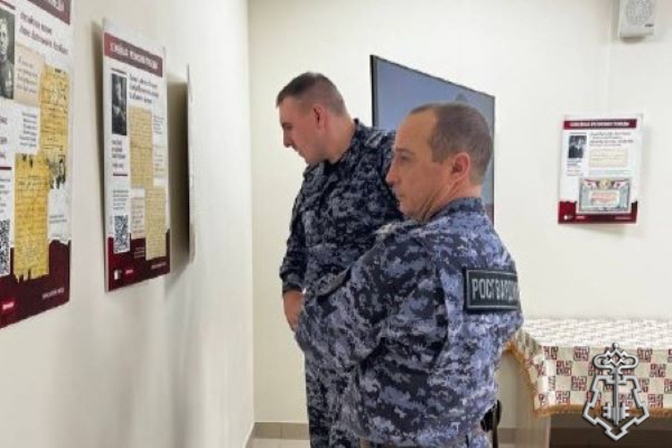 Сотрудники вневедомственной охраны Росгвардии приняли участие в мероприятиях, посвященных Дню Героев Отечества