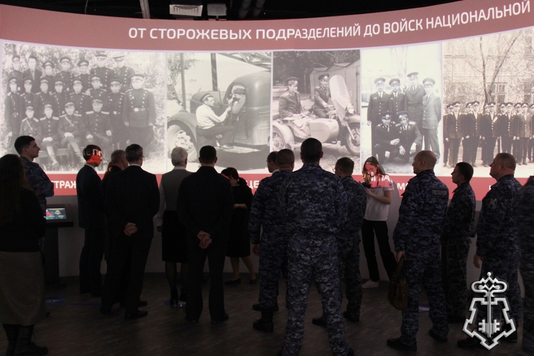 В Новосибирске открылась интерактивная выставка вневедомственной охраны Росгвардии