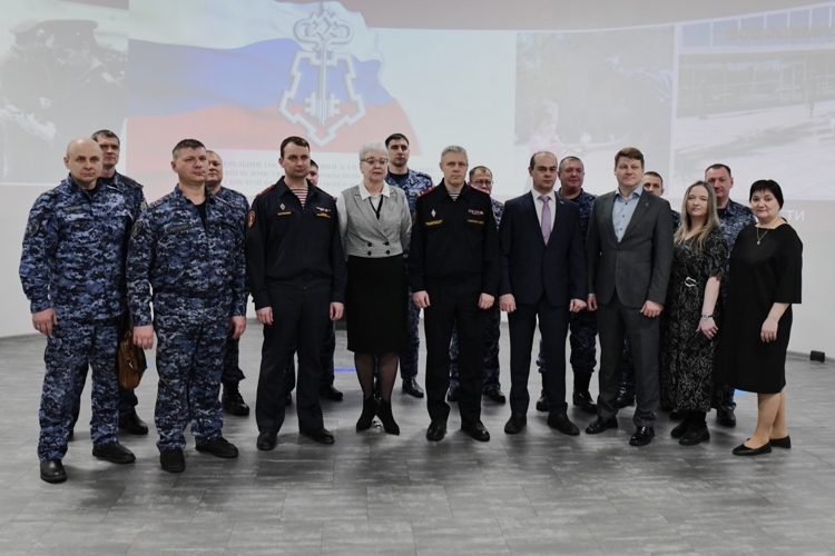 В Новосибирске открылась интерактивная выставка вневедомственной охраны Росгвардии