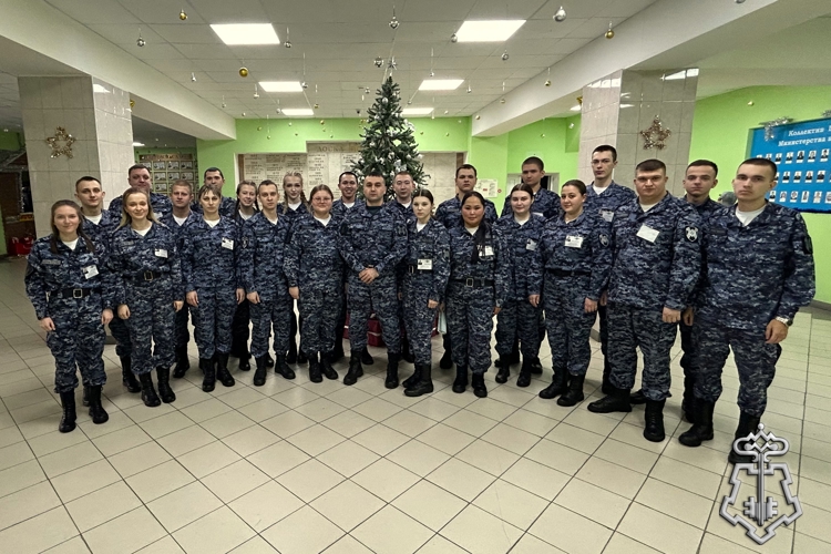 В Новосибирске ряды вневедомственной охраны Росгвардии пополнили молодые сотрудники