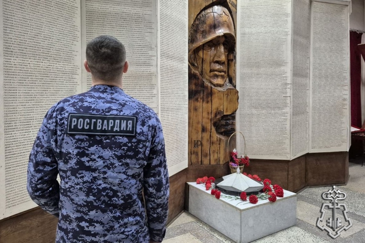 Сотрудники вневедомственной охраны приняли участие в мероприятиях, посвященных Дню неизвестного солдата