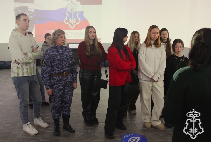 В Новосибирском интерактивном парке «Россия – моя история» состоялись экскурсии по выставке вневедомственной охраны Росгвардии 