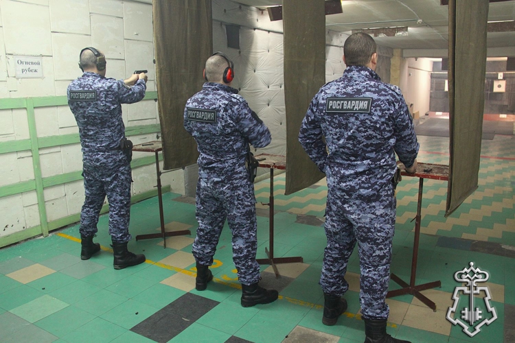В Новосибирске состоялся турнир по стрельбе из пистолета Макарова среди подразделений вневедомственной охраны Росгвардии