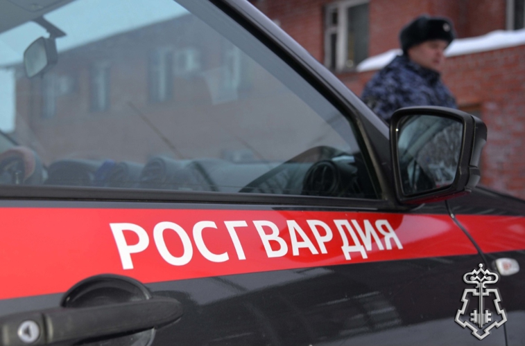 В Новосибирске сотрудниками вневедомственной охраны Росгвардии задержан обвиняемый в совершении преступления