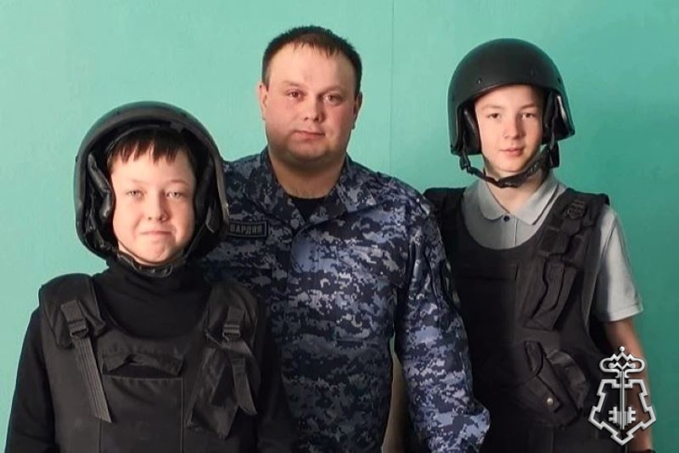 День открытых дверей прошел в Черепановском отделении вневедомственной охраны Росгвардии