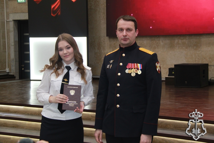 Начальник Управления вневедомственной охраны принял участие в церемонии вручения дипломов выпускникам техникума имени А.Н. Косыгина