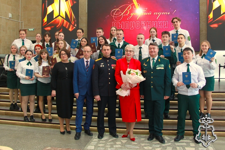 Начальник Управления вневедомственной охраны принял участие в церемонии вручения дипломов выпускникам техникума имени А.Н. Косыгина