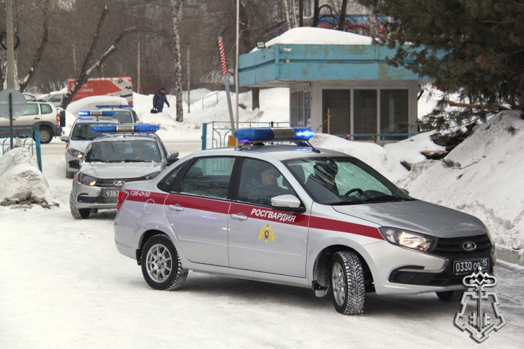 В Новосибирске состоялся конкурс профессионального мастерства среди групп задержания вневедомственной охраны Росгвардии