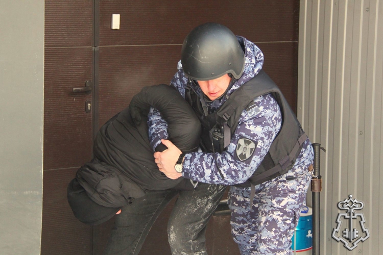 В Новосибирске состоялся конкурс профессионального мастерства среди групп задержания вневедомственной охраны Росгвардии