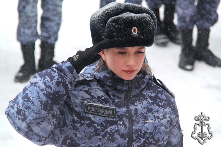В Новосибирске сотрудники вневедомственной охраны Росгвардии приведены к Присяге