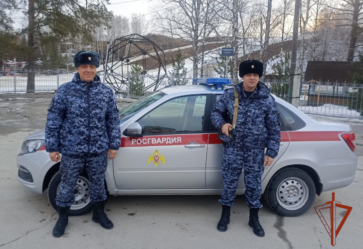 Сотрудники вневедомственной охраны Росгвардии вошли в список 100 замечательных людей наукограда Кольцово