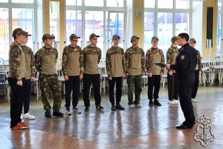  В Новосибирской области сотрудники Росгвардии приняли участие в проведении всероссийской игры «Зарница 2.0»