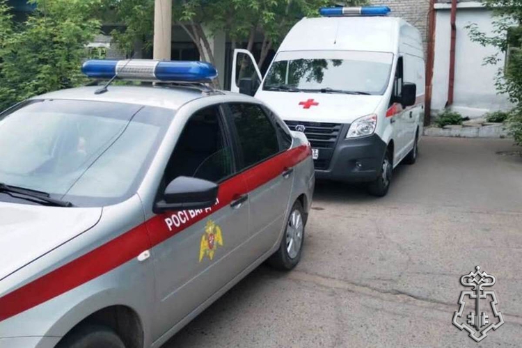 В Новосибирске сотрудники вневедомственной охраны Росгвардии оказали помощь пострадавшей в ДТП пенсионерке