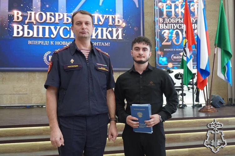Начальник Управления вневедомственной охраны вручил дипломы выпускникам техникума имени А.Н. Косыгина
