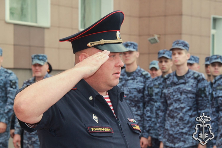 В Новосибирске сотрудники вневедомственной охраны Росгвардии приведены к Присяге 