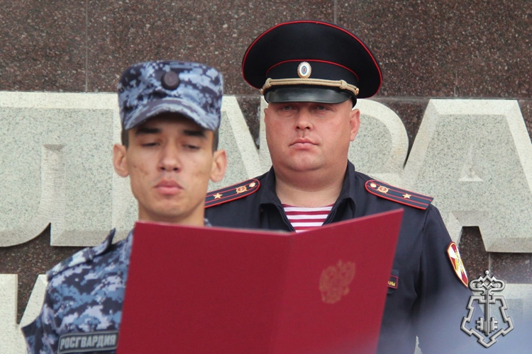 В Новосибирске сотрудники вневедомственной охраны Росгвардии приведены к Присяге 