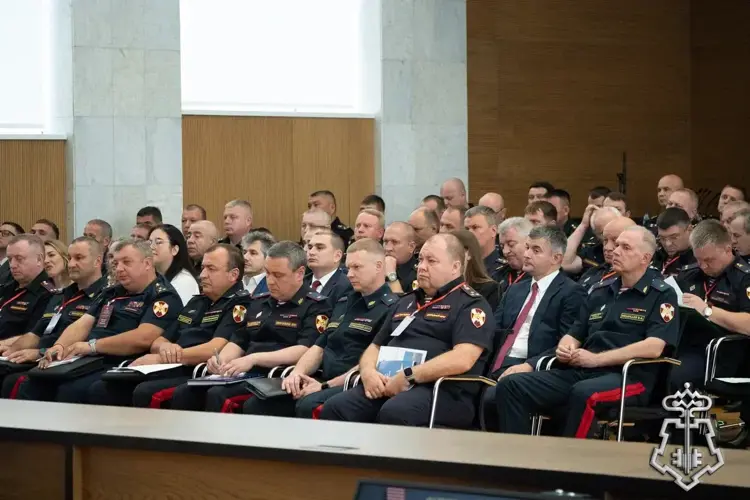 Руководитель управления вневедомственной охраны Росгвардии по Новосибирской области принял участие во Всероссийском совещании-семинаре в Нижнем Новгороде(видео)