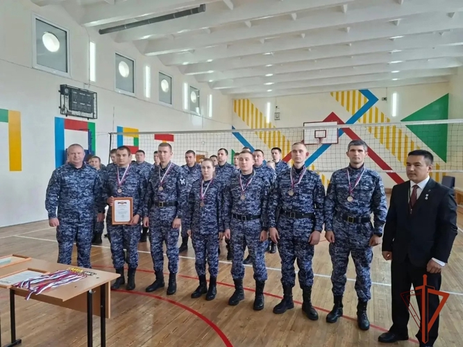 В Новосибирске состоялся турнир по волейболу среди подразделений вневедомственной охраны Росгвардии