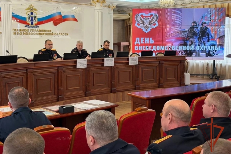 В подразделениях вневедомственной охраны Росгвардии по Новосибирской области состоялись мероприятия, посвященные дню образования службы